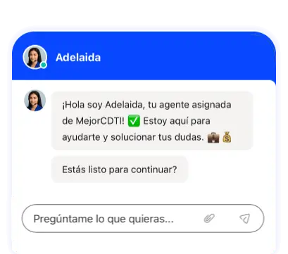Conversación con Adelaida, la asesora virtual de MejorCDT, dando la bienvenida al usuario